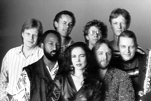  Hinten: Philippe Kienholz - Danni - Billy Wirz - Kaspar Galli Vorne: Dennis Abraham - Gaby Gyr - Düde Dürst - Christian Ostermeier 